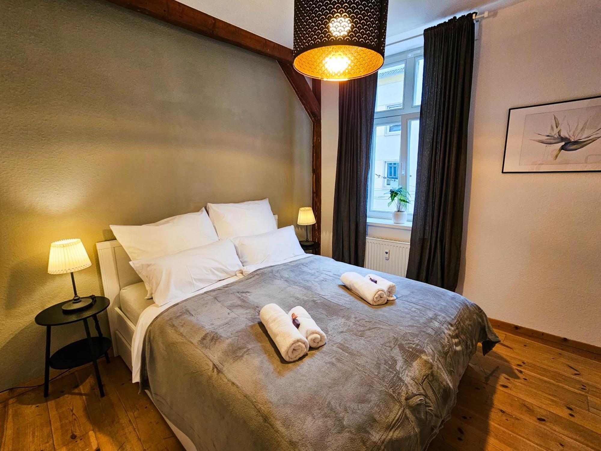 Micasa Rooms - Altstadt Zentral - Zwischen Anger Und Kraemerbruecke - Wlan - Familienfreundlich Erfurt Extérieur photo