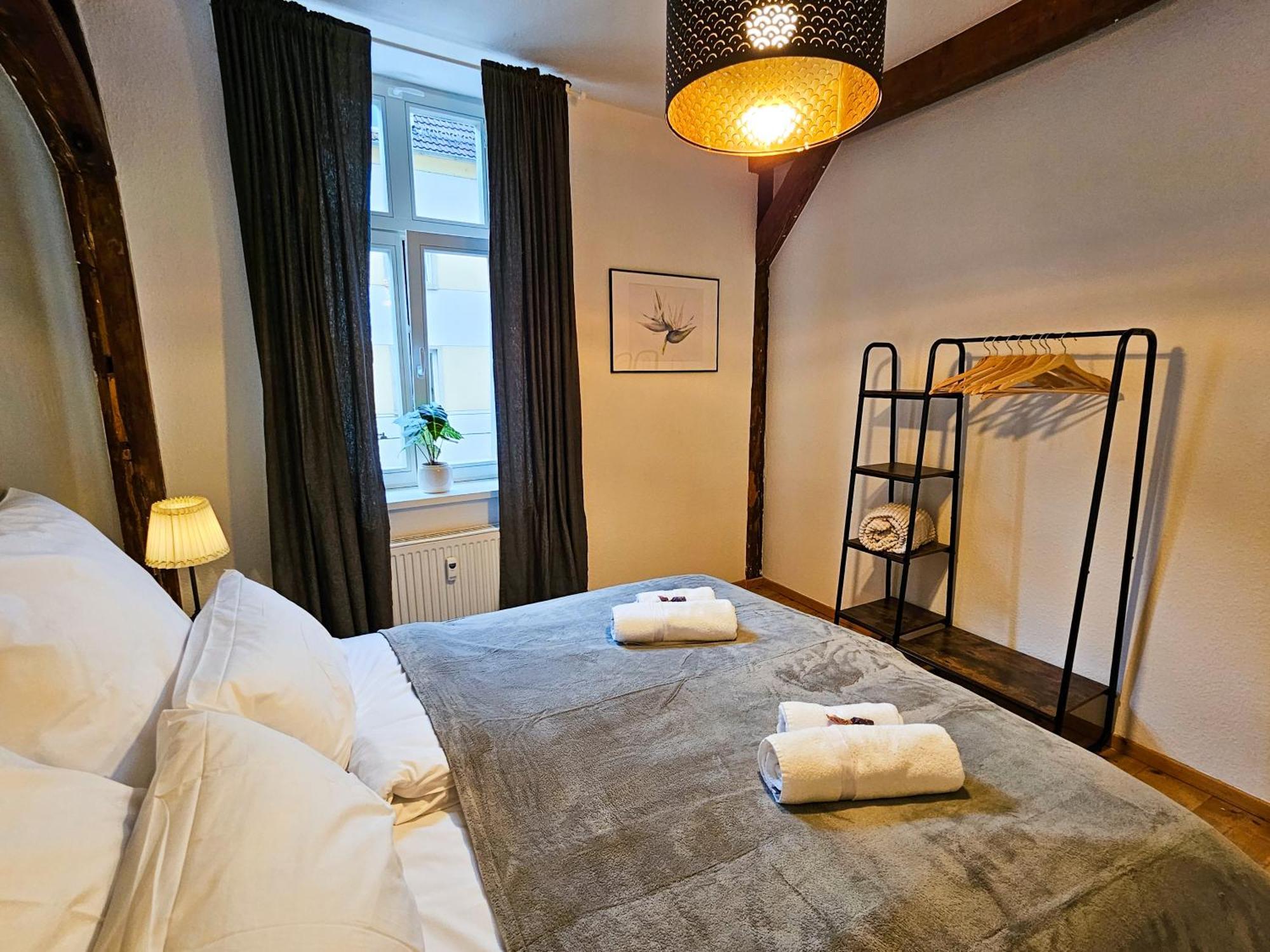 Micasa Rooms - Altstadt Zentral - Zwischen Anger Und Kraemerbruecke - Wlan - Familienfreundlich Erfurt Extérieur photo